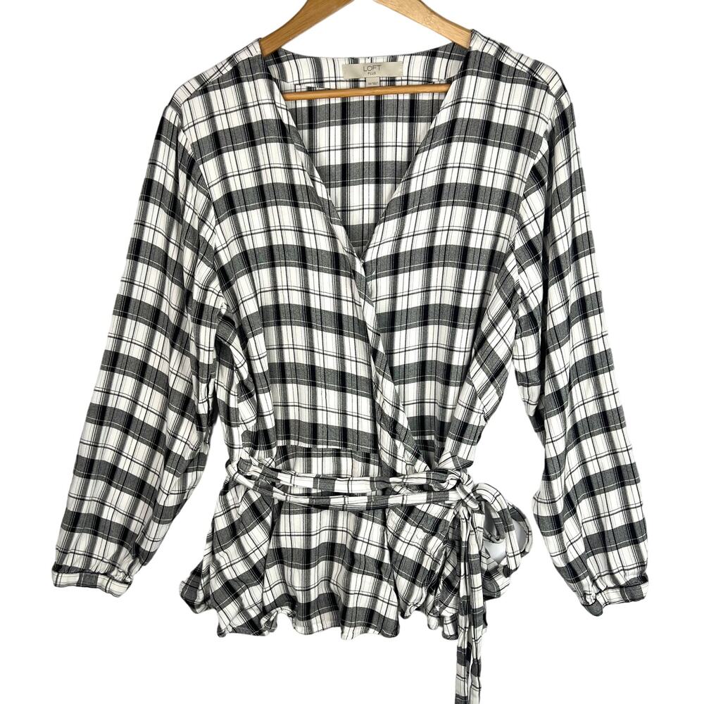 LOFT Plus Black & White Plaid Wrap Blouse 20